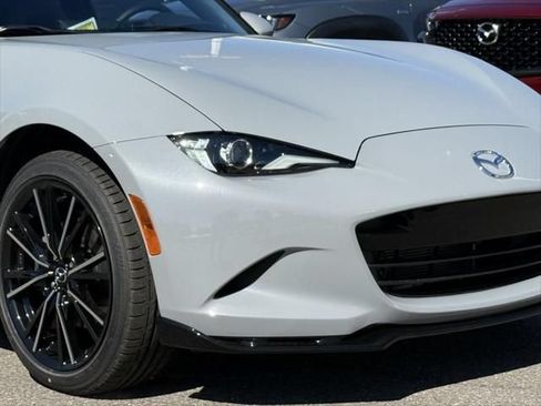 Used 2025 MAZDA MX-5 Miata Grand Touring w/ Appearance Package RWD image 2