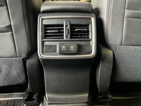 Used 2023 Subaru Forester Limited AWD/4WD image 28
