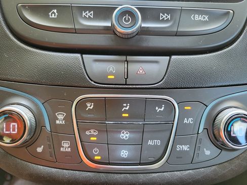 Used 2023 Chevrolet Malibu LT image 20