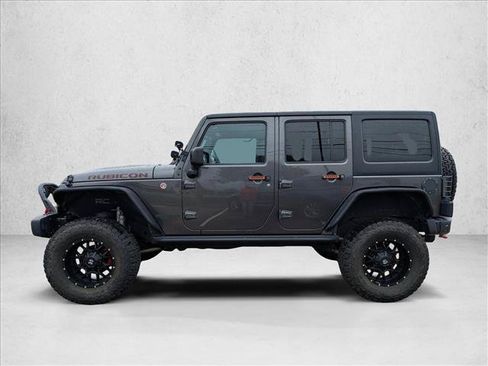 Used 2016 Jeep Wrangler Unlimited Rubicon AWD/4WD image 9