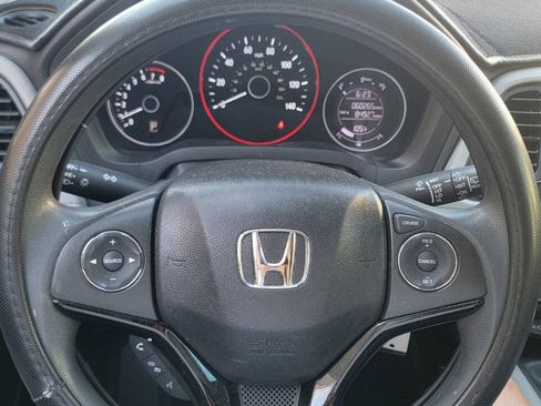 Used 2019 Honda HR-V LX image 30