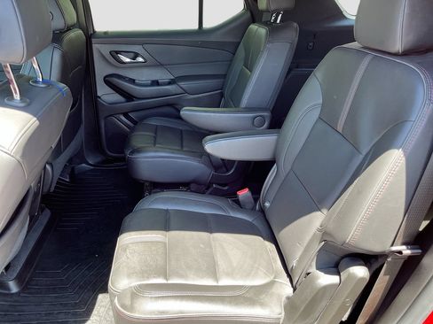 Used 2023 Chevrolet Traverse RS AWD/4WD image 26