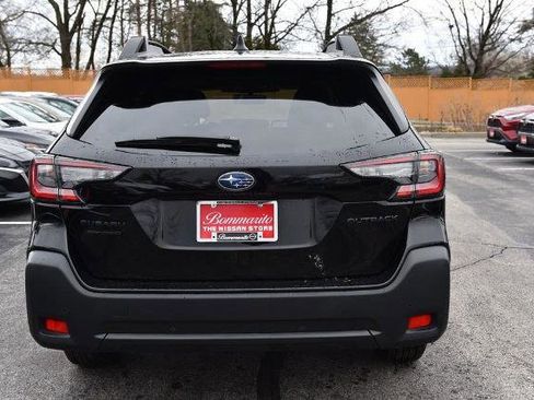 Used 2025 Subaru Outback Onyx Edition image 6