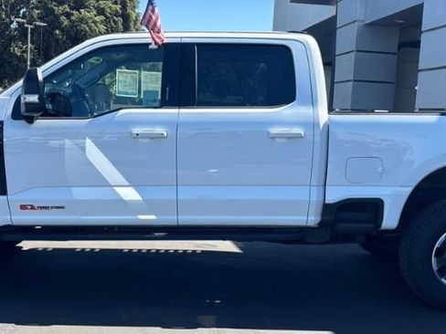 Used 2024 Ford F250 Lariat w/ Lariat Ultimate Package AWD/4WD image 5