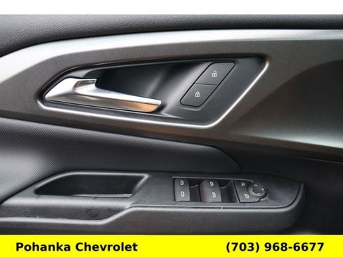 New 2026 Chevrolet Equinox EV LT image 19