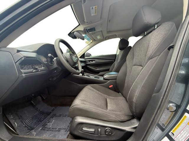 Used 2023 Honda Accord EX image 10