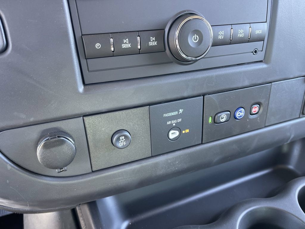New 2025 GMC Savana 2500 Extended w/ Driver Convenience Package RWD image 14