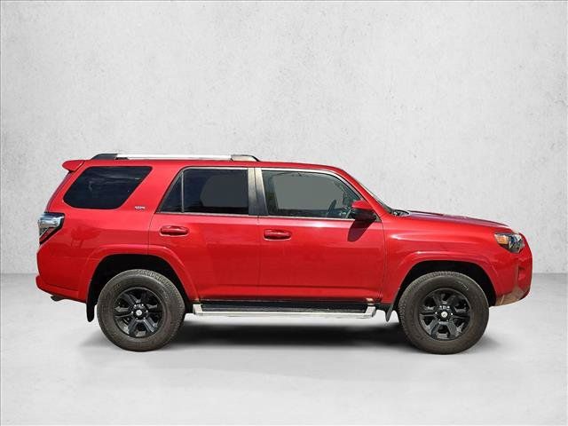Used 2022 Toyota 4Runner SR5 AWD/4WD image 4