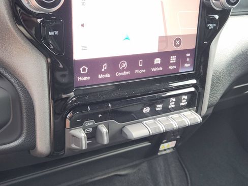 New 2026 RAM 3500 Tradesman AWD/4WD image 19