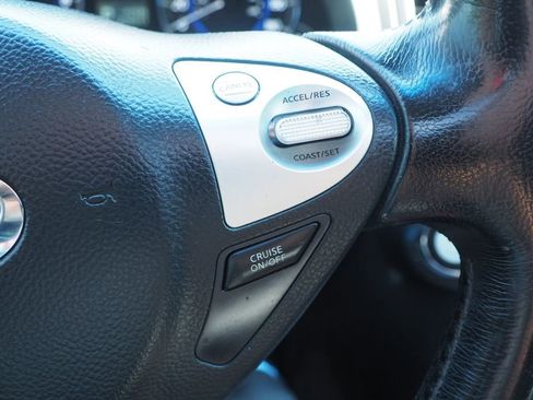 Used 2014 INFINITI QX70 AWD w/ Premium Package image 29