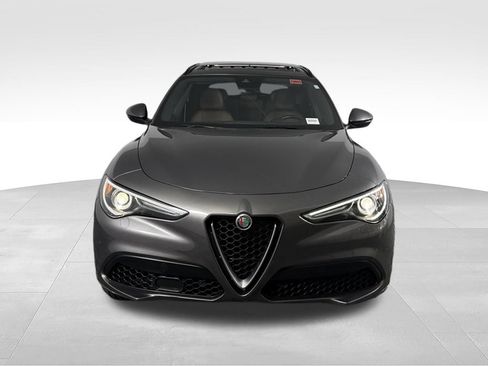 Used 2023 Alfa Romeo Stelvio Ti AWD/4WD image 10