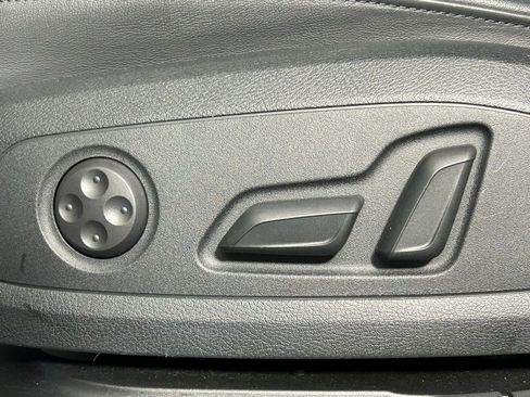 Used 2025 Audi A4 2.0T Premium image 30