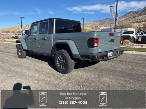 New 2026 Jeep Gladiator Sport image 6