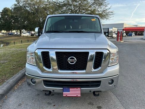 Used 2020 Nissan NV 3500 SL image 8