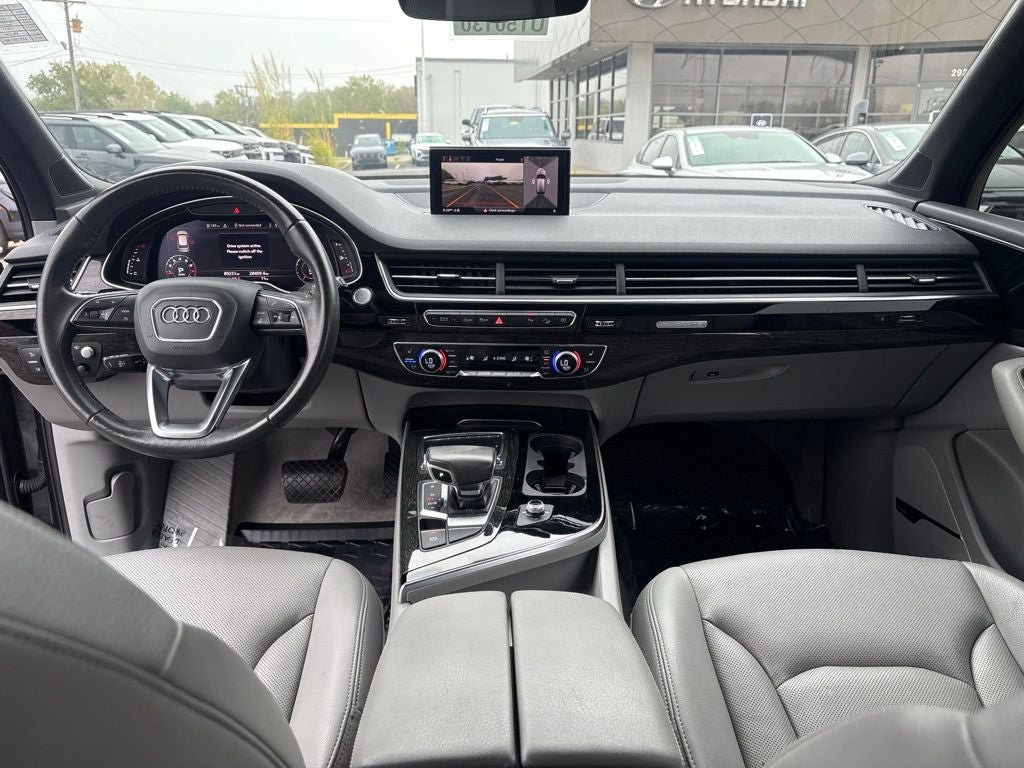 Used 2018 Audi Q7 3.0T Prestige AWD/4WD image 34