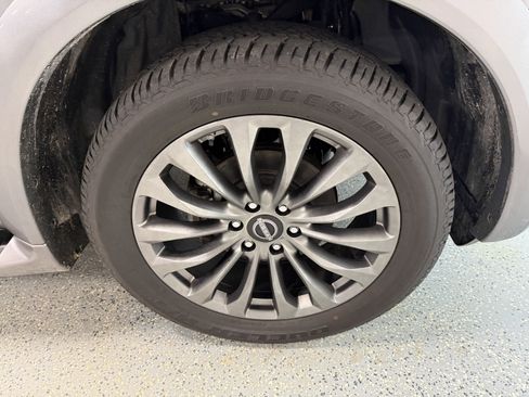 Used 2024 Nissan Armada Platinum w/ Captain's Chairs Package image 32