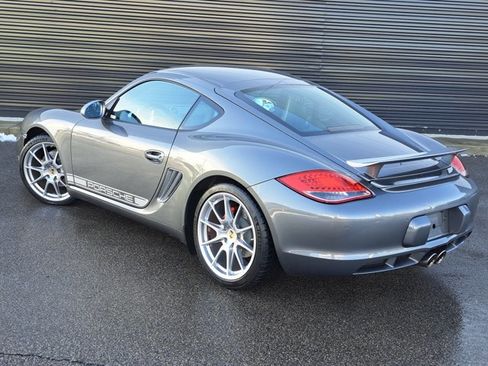 Used 2012 Porsche Cayman R image 3