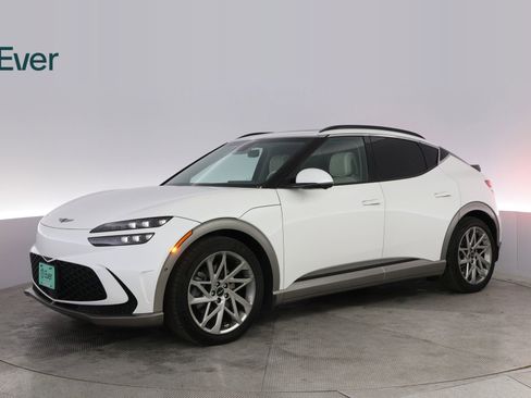 Used 2023 Genesis GV60 Advanced image 18