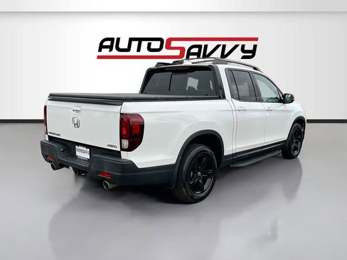 Used 2023 Honda Ridgeline Black Edition image 7