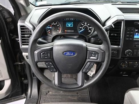 Used 2015 Ford F150 XLT AWD/4WD image 25