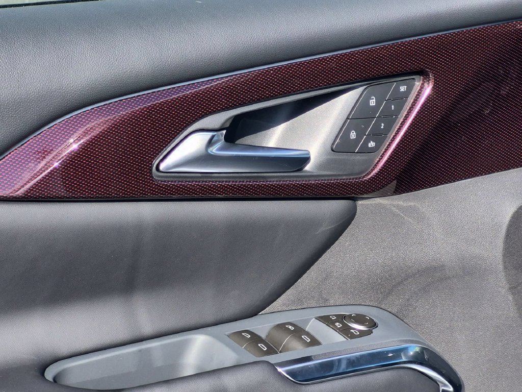 New 2027 Chevrolet Traverse RS w/ LPO, Floor Liner Package FWD image 22