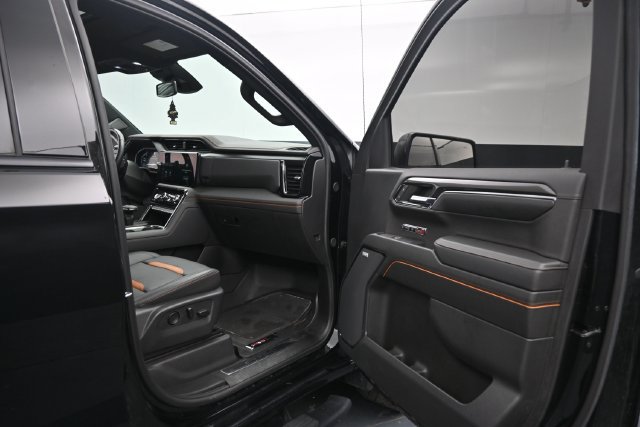 Used 2024 GMC Sierra 1500 AT4 w/ AT4 Preferred Package AWD/4WD image 36