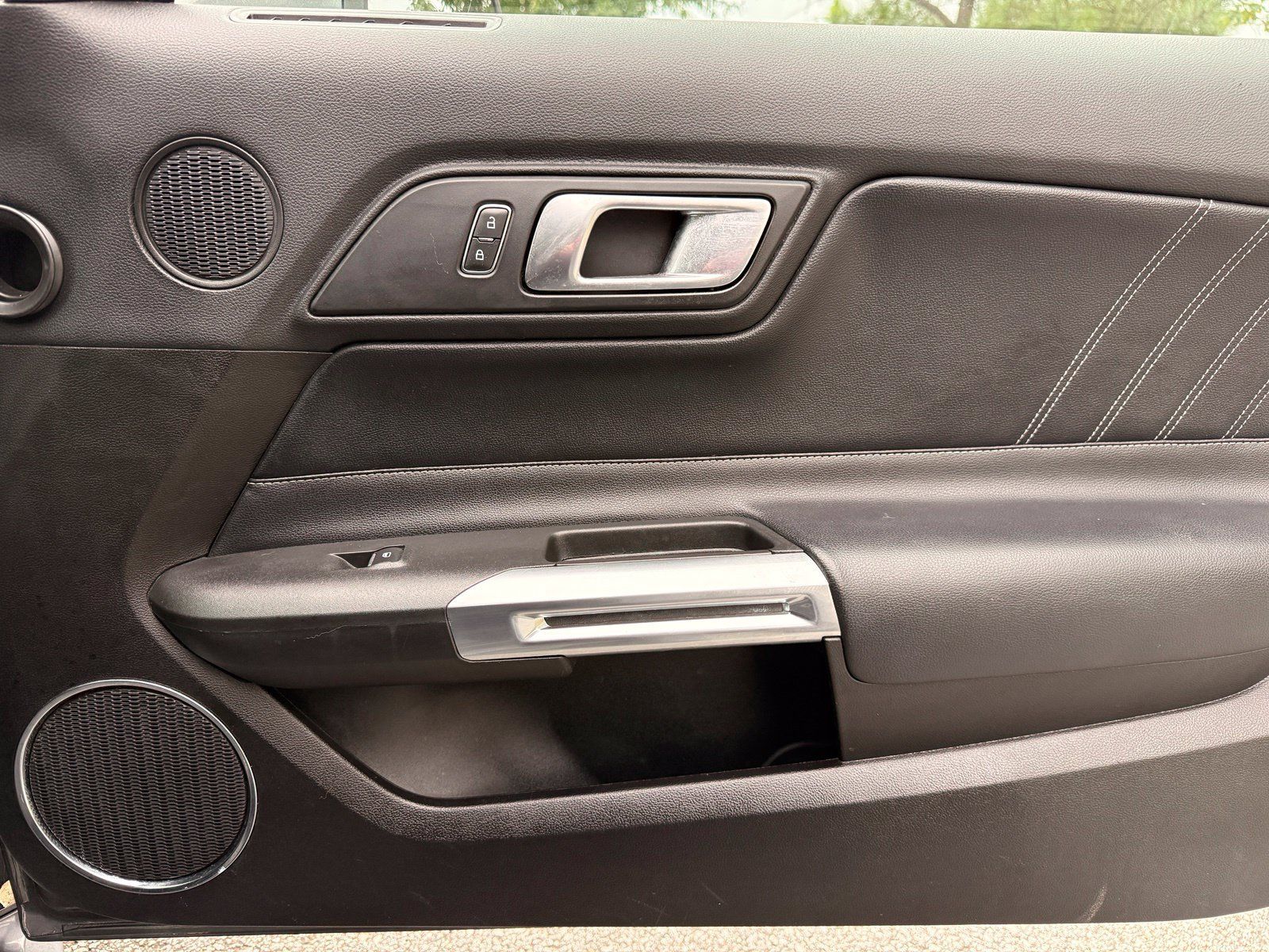 Used 2021 Ford Mustang Premium RWD image 42
