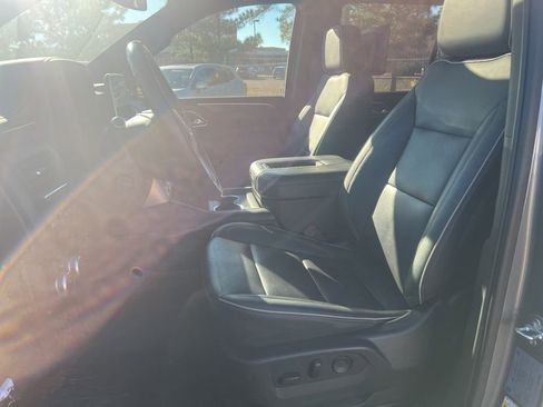 Used 2021 GMC Yukon SLT w/ SLT Premium Package image 45