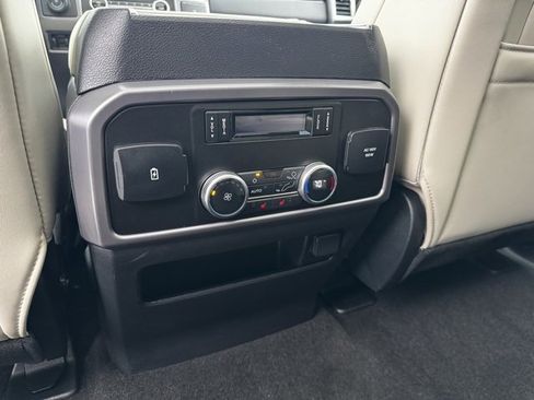 Used 2020 Ford Expedition Platinum image 9