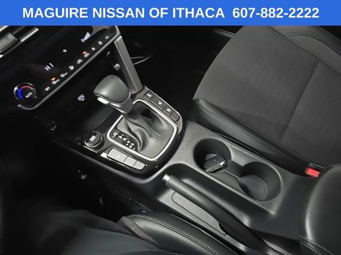 Used 2023 Kia Seltos S w/ Navigation Package AWD/4WD image 26