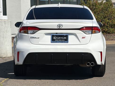 Used 2024 Toyota Corolla SE w/ SE Premium Package FWD image 8