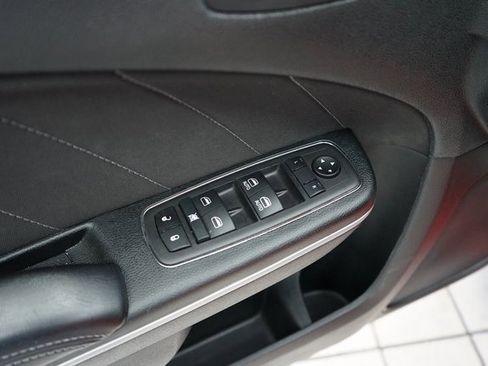 Used 2023 Dodge Charger SXT image 22