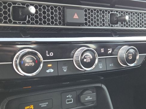 Used 2023 Honda Civic Sport image 26