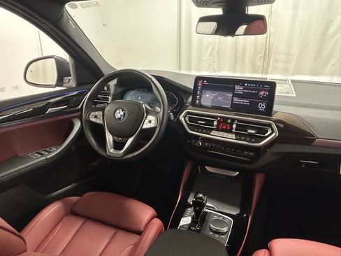 Used 2025 BMW X4 xDrive30i AWD/4WD image 10