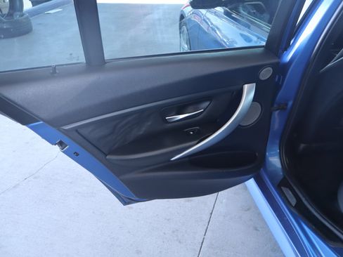 Used 2013 BMW 328i Sedan image 29