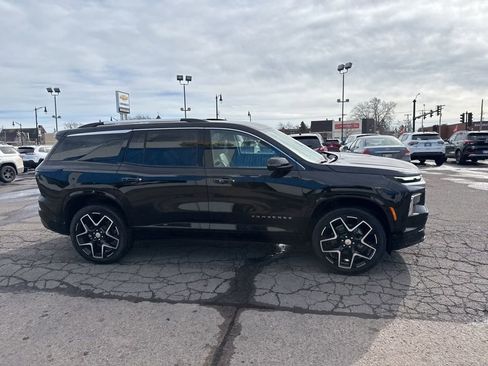 New 2026 Chevrolet Traverse High Country image 6