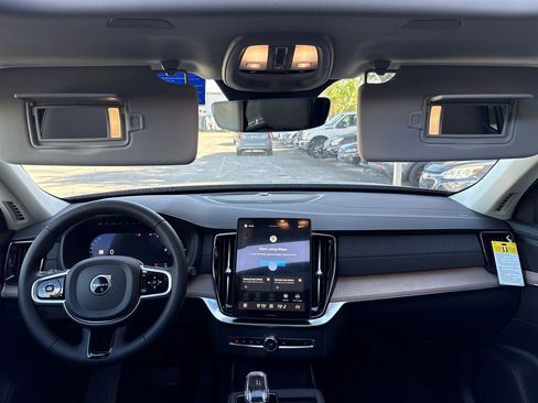 New 2026 Volvo XC90 T8 Plus image 13