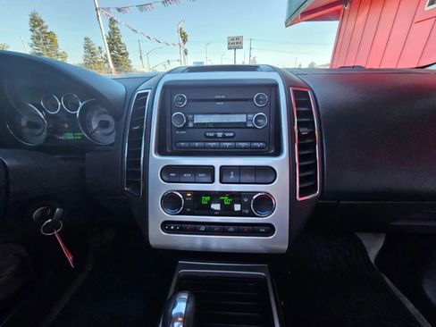 Used 2008 Ford Edge Limited image 8