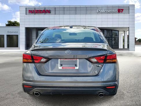 Used 2025 Nissan Altima 2.5 SV w/ SV Special Edition Package image 5