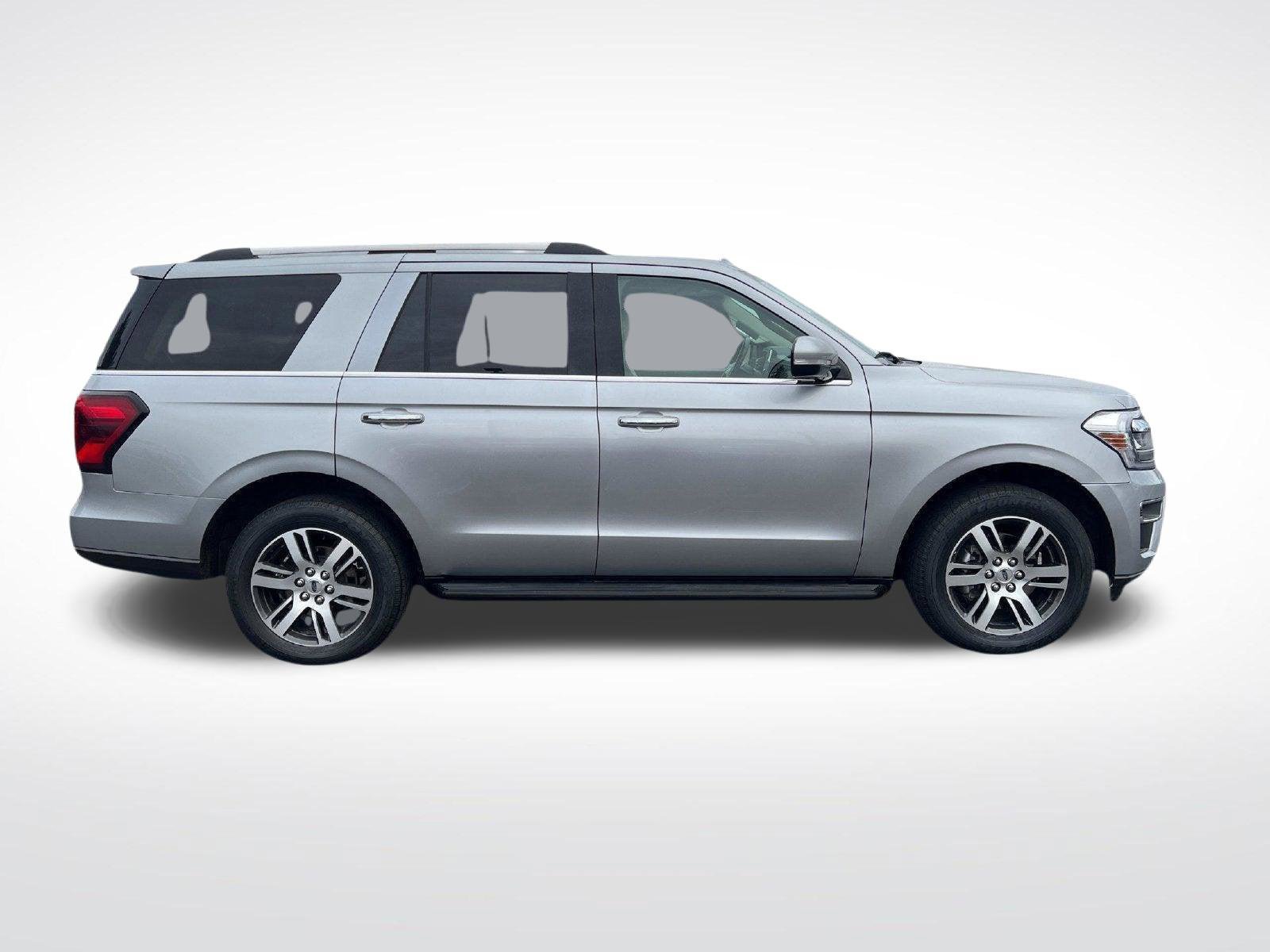 Used 2024 Ford Expedition Limited AWD/4WD image 2