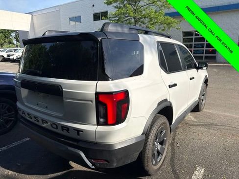 Used 2026 Honda Passport RTL image 8