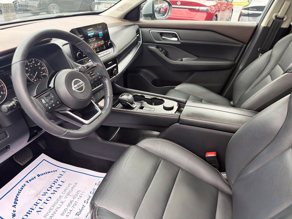 Certified 2021 Nissan Rogue SL w/ Premium Package AWD/4WD image 16