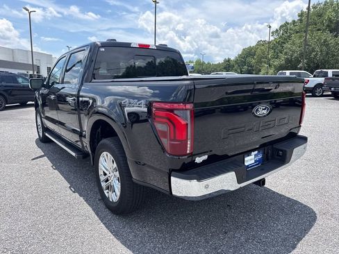 Used 2025 Ford F150 Lariat w/ Equipment Group 501A Mid AWD/4WD image 5