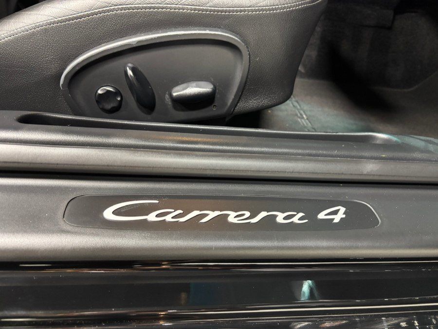 Used 2001 Porsche 911 Carrera 4 AWD/4WD image 10