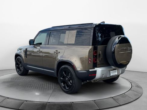 Used 2025 Land Rover Defender 110 S AWD/4WD image 5