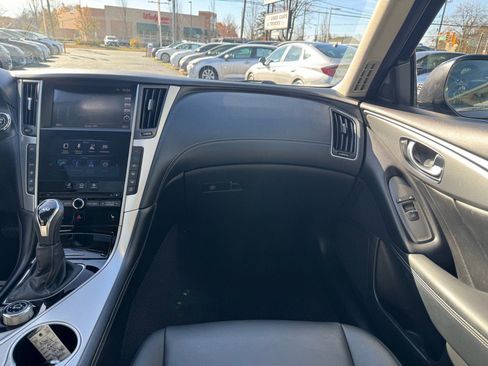 Used 2019 INFINITI Q50 Luxe w/ Essential Package (3.0T Luxe) image 12