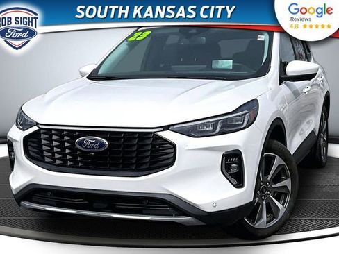 Used 2023 Ford Escape Platinum w/ Premium Technology Package AWD/4WD image 1