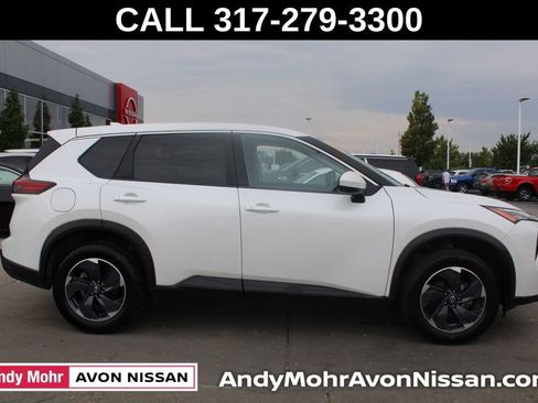 Used 2024 Nissan Rogue SV AWD/4WD image 6