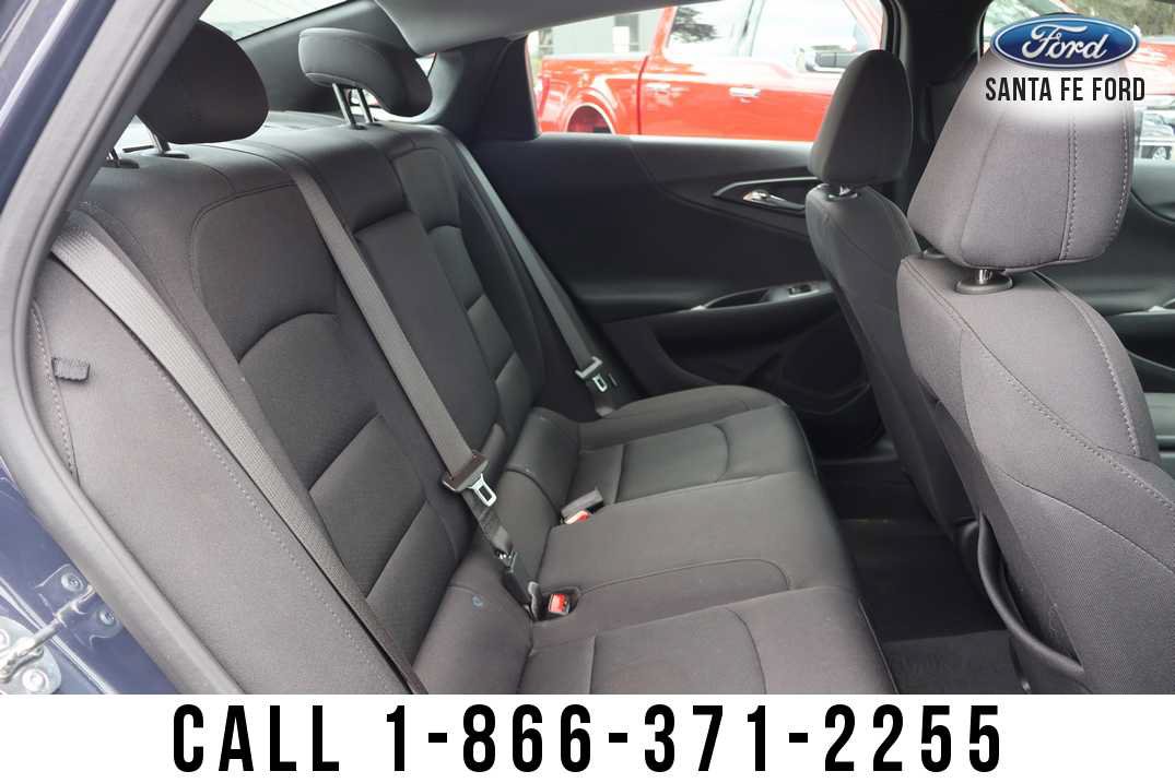 Used 2025 Chevrolet Malibu LT FWD image 22