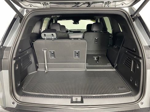 New 2026 GMC Acadia AT4 w/ Luxury Package image 14